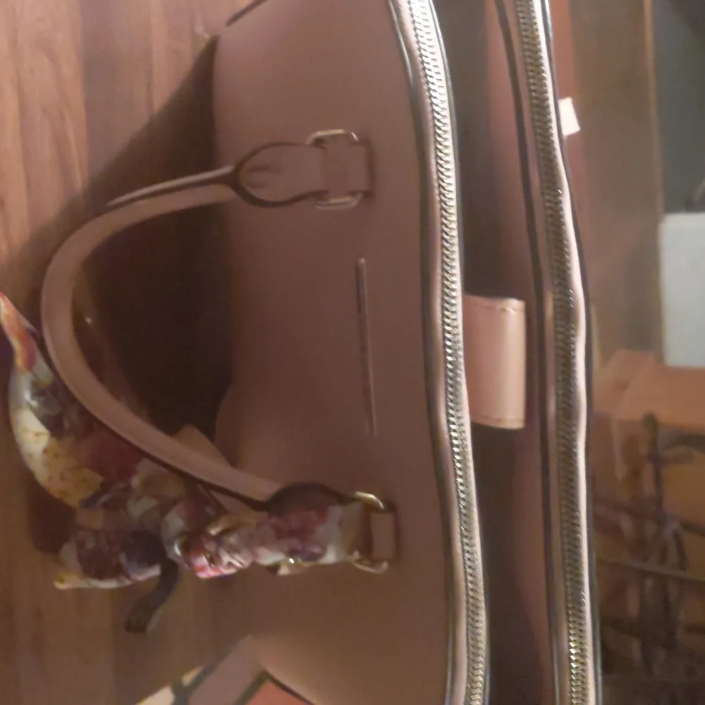Anne Klein light pink Satchel - Picture 11 of 16